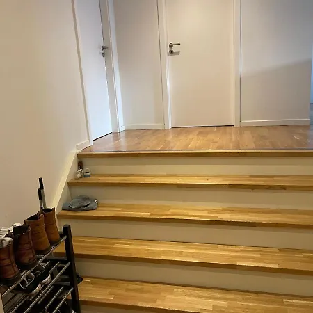 Big In Shared With King Size Bed *